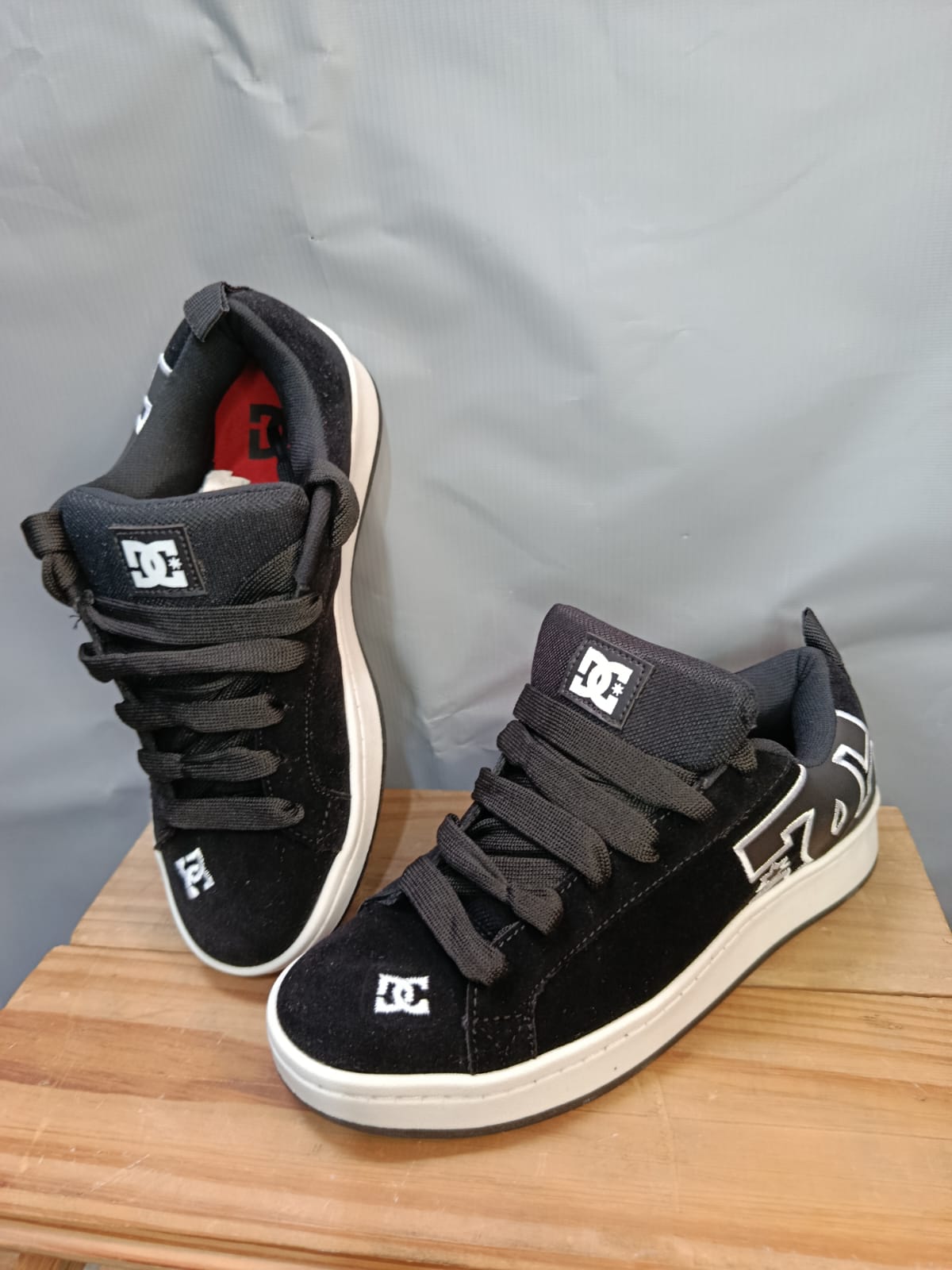 Zapatillas DC Court Graffik Importadas